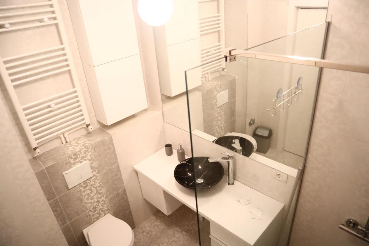 Thomas Luxury Apartment ナボダリ エクステリア 写真